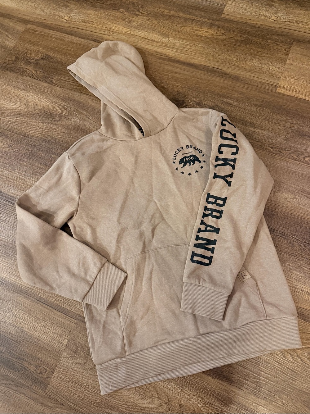 Lucky Brand Boys Large, NWOT, Beige Hoodie with Logo